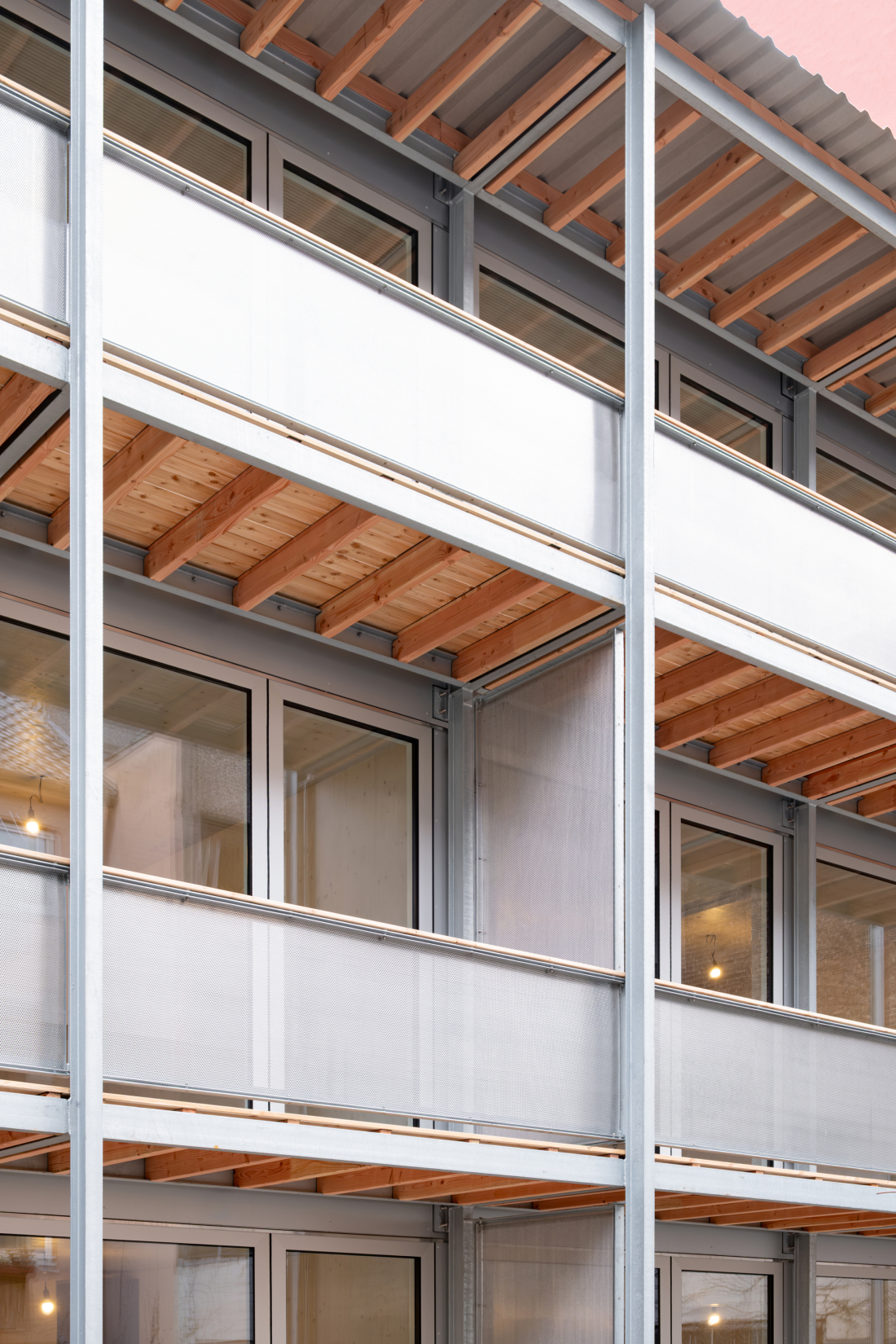 Laubengang und Balkone - Aretz Dürr Architektur Köln